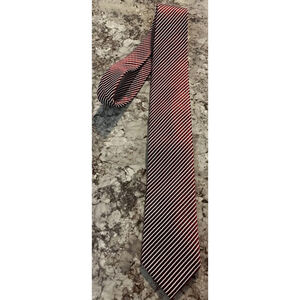 Donald J Trump Red White Candy Striped Tie Signature Collection 100% Silk‎ 60”